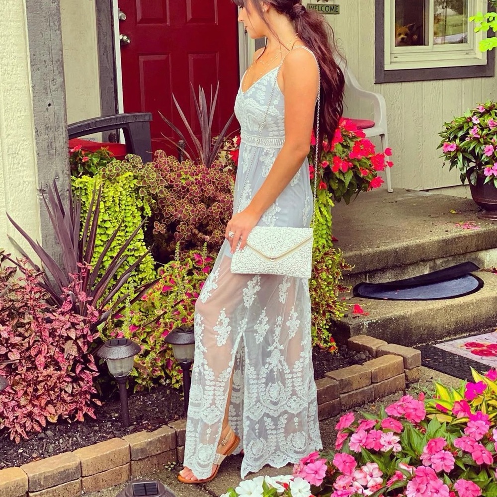 Elegant Lace Maxi Dress